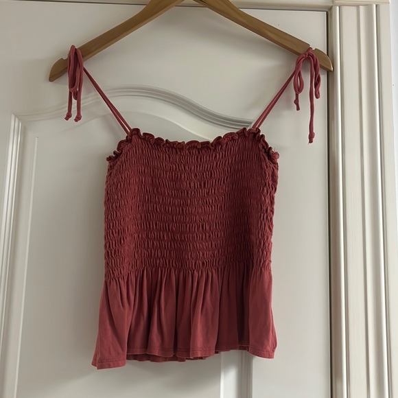 Dry Goods Pink Scrunch Top with Ruffle and Bow Sleeves - Picture 2 of 4